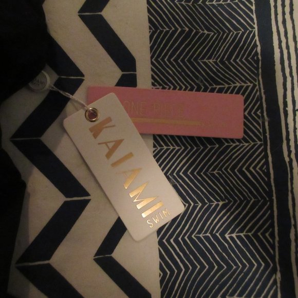 New/one piece bathing suit - Picture 7 of 8